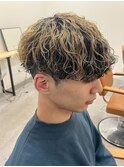 ハイライト/ツイストパーマ/短髪/ツーブロック/men's