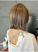 ぱつっとボブ/肩上ボブ/ハイライトカラー/ブラウンベージュ