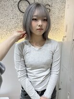 オプス 大名店(Ops) ☆一度はやってみたいシルバー×レイヤーボブ
