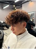 スパイキーショート　フェード　スペインカール　ルーズパーマ