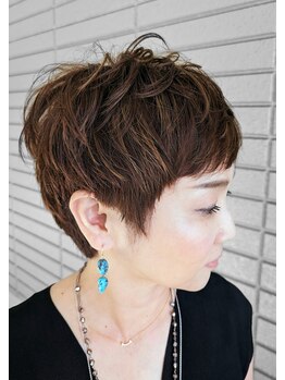 ビーウェーブ(B-wave)の写真/ショートカットにしたいお客様、似合うか不安のお客様、ご相談にのります◎