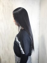 アンフィフォープルコ(AnFye for prco)&nbsp;【AnFye for prco】頭が小さくなる艶髪ストレートヘア