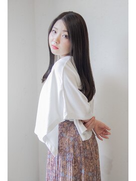 ラエディ(Laedi) グレージュカラー×ロング（縮毛矯正可）