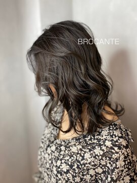 ラトリエ ブロカント 立川北口店(L'atelier BROCANTE) シアーグレージュ 透明感カラー  エアリーミディ