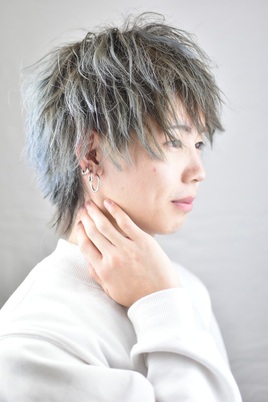 ソフトツイストパーマフェザーマッシュウルフアッシュグレー