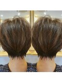 束感ナチュラルショート×ハイライトカラー30代40代