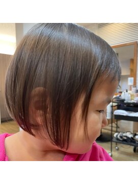アライアオーロ(Alaiaolo) オシャレキッズの前下がりボブ♪