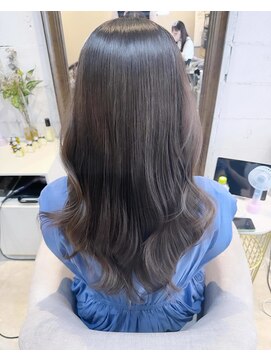 メゾンマリ(MAISON MARI) ★くびレイヤーふんわりカール艶髪白髪染めオリーブカラー