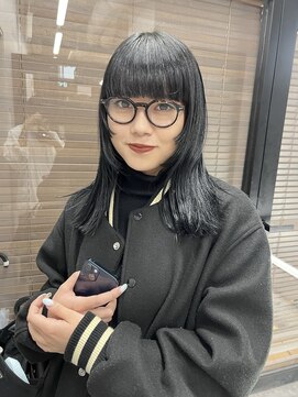 ヌープヘアーアイス(NUUP.hair ici) 20代30代大人美人小顔ブリーチなし韓国ヘアアッシュブラック