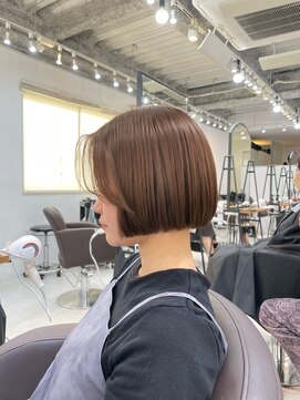 アイズ 横浜(IS) 横浜/mikiya指名/切りっぱなしボブ/髪質改善縮毛矯正