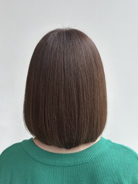 エアー 銀座タワー(AIR) 伸ばしかけボブ　アッシュベージュ