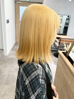 ミュラ(mulah)&nbsp;抜きっぱなしハイトーンブロンドカラー＊外ハネミディアムボブ