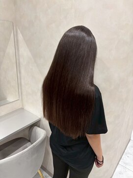 キング 梅田店(K!ng) 縮毛矯正髪質改善ハイライトレイヤーカット梅田美容室エクステ