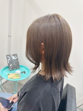 チェレ アズーリ 狭山店(Chere azuri) グレージュ・外はねボブ、レイヤーボブ