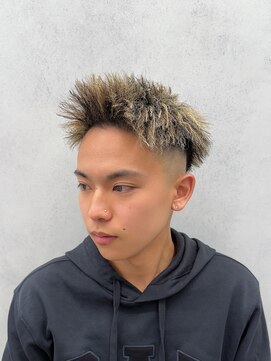 ルースト 西院店(ROOST) MEN’S HAIR/パイルツイスト/ゴールドハイライト/眉毛カット