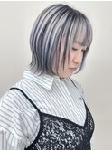 ＊レイヤーボブインナーカラーホワイトベージュミディアムボブ