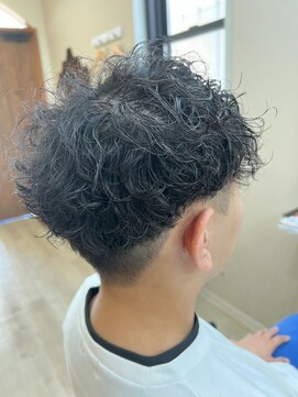 モアニ(MOANI) メンズパーマ