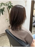 ハンサムショートレイヤーカットミルクティーベージュハイトーン