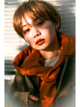 テトヘアー(teto hair) マッシュショート、ブロンド、マニッシュショート