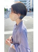 ハンサムショート前髪なしおくれ毛丸みくびれ韓国バングショート
