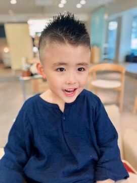 フリップビーアヴェダ(FLIP B AVEDA) 本八幡×キッズカット×メンズショート×刈り上げ