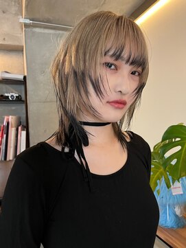 ナループロア ルームー(Nalu pu loa ROOMOO) デザインカラー/レイヤーカット/ウルフカット/顔まわりレイヤー