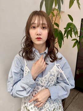 ワイビー グリーン リル(y.be green rel) 緩めウェーブ