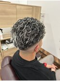 韓国マッシュスペインカールスパイキーショート〈理容室〉西川口