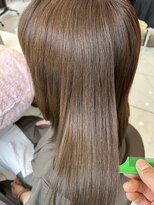 アッシュ 青葉台店(Ash)&nbsp;グレーファッションオリーブブラウン