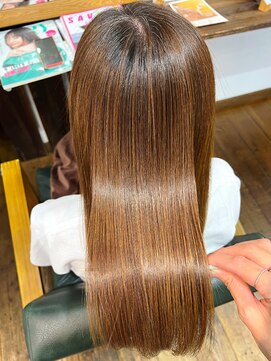 ル コワン ククー(Le coin coucou) 酸性ストレート