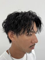 ビカムメンズヘアー 栄店(become men's hair)&nbsp;大人の色気【縦落ちツイスパセンターパート】