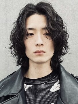 フィフス 大分(fifth) 大分メンズミディアムロングセンターパートスパイラルパーマ