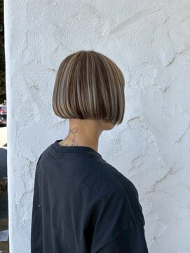 カミオ シオン(KAMIO CION) 【ハイトーンハイライト×美フォルムミニボブ】