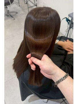 シアーな透明感カラー×小顔みえ似合わせレイヤー【西梅田】