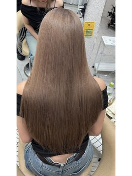 天神美容室 福岡ヘーゼルベージュ／レイヤーカット／ハイトーン