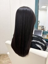 ウミネコ美容室(Umineko美容室) 毛先を整えて艶めくまとまりセミロング
