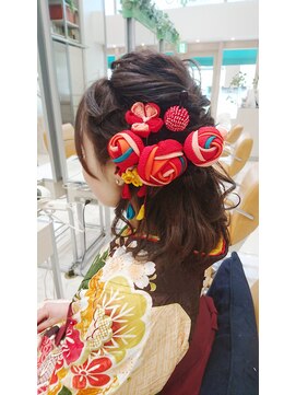 ウェル アアルト 海老名ビナウォーク店 ゆるふわハーフアップ