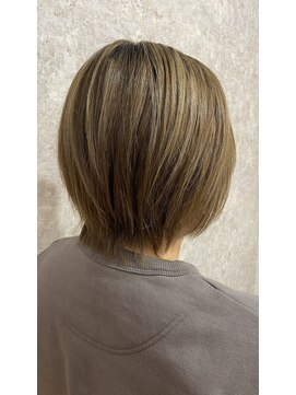 シュガービー(SUGAR-B) 【SUGAR-B】グレージュハイライト×クールショート