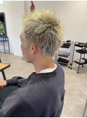 20代30代メンズソフトツーブロック大人カッコイイブロンド