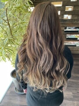 エントランスデパーチャー(ENTRANCE DEPARTURE) 【YuKuRu  HAIR  FACTORY 】グラデーションカラー