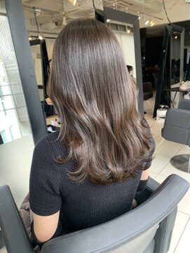 アクアオモテサンドウ(ACQUA omotesando) ◇赤味を消して透明感を♪オリーブベージュ