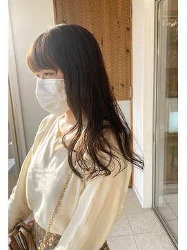 クロエ バイ ラヴィズム 小針店(CLOE by LUVISM) ベージュカラー