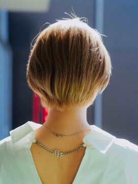 チャチャブラン(cha-cha Blanc) 丸みショート