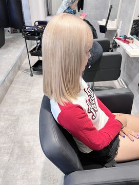 アンダーバーホワイト 栄店(_WHITE) ハイトーンミルクティー