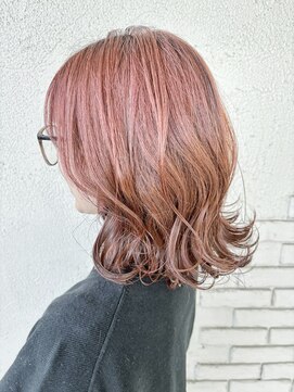 ラフ バイ マグ 南松本(R.A.F. by Mag) 20代30代ナチュラルブリーチなしピンク大人ボブ肩ライン