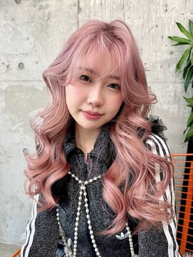 リル ラウム 原宿(LiL Raum) MOMOが作るピンクカラー♪/原宿/ブリーチ/レイヤーカット