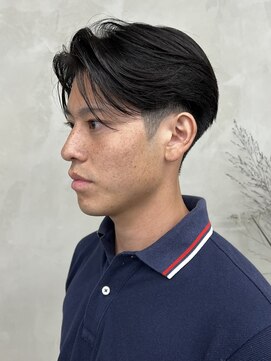 ニコ トウキョウ 渋谷(nico TOKYO) 刈り上げセンターパートテーパーフェードカットニュアンスパーマ