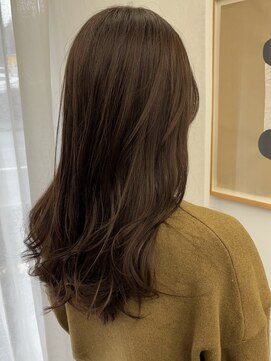 シベルバレー 横浜(sibell) ミディアムレイヤー深みブラウンダークトーン