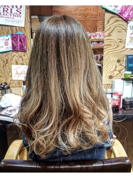 ユートピア(U topia) 外国人風グラデーションカラー/ハイライト