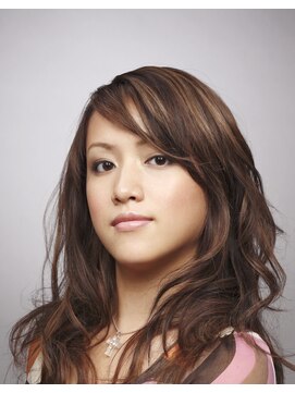 ソーホー ニューヨーク シズオカ(SOHO newyork SHIZUOKA) ハイライトのモードエレガンス